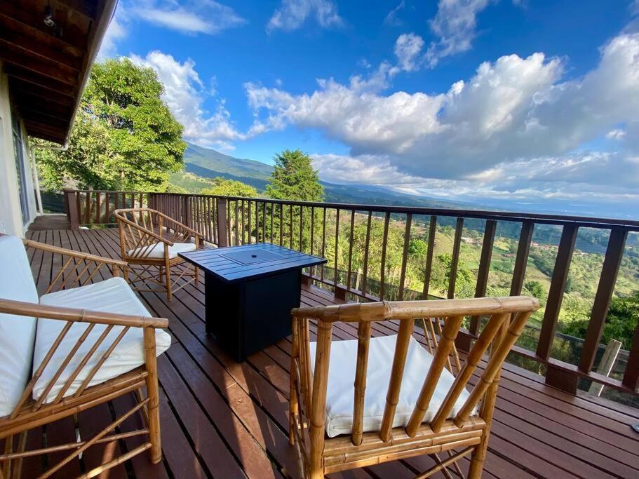 Astonishing View At Poas Volcano Slopes: Casa Lili *